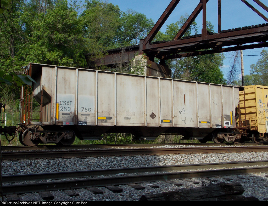 CSX 253756 (2)